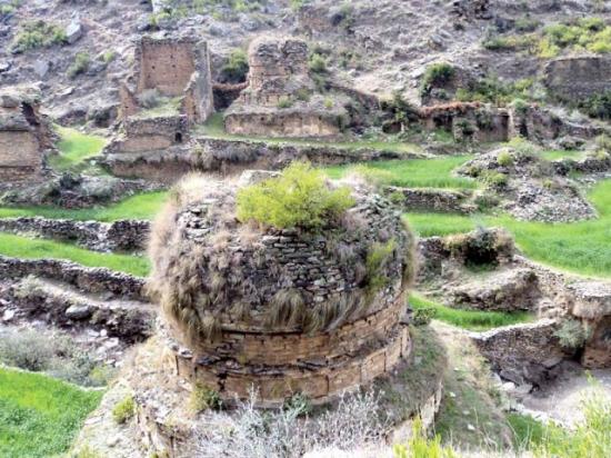 365725-buddhiscomplexphotofazalkhaliqexpress-1334603139-228-640x480.jpg