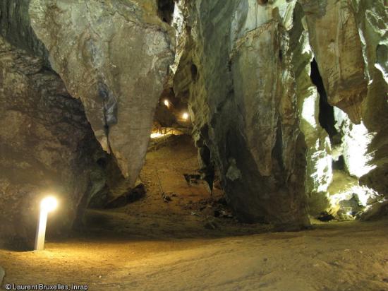 670x510 8545 vignette sterkfontein caves lb