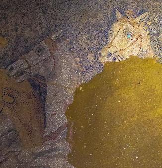 Amphipolis 12 10 3 en 326x338