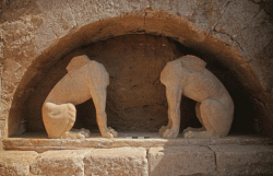 Amphipolis sphinxes 522x338