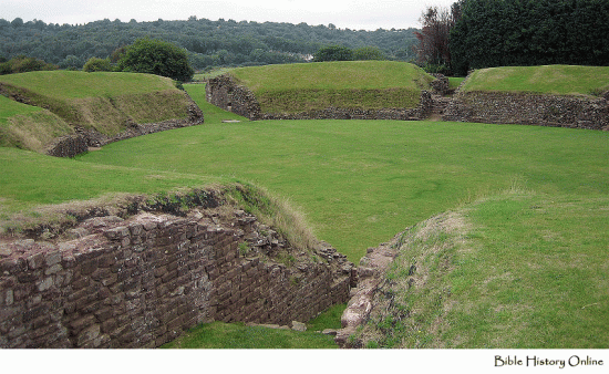 amphitheater-at-carleon.gif