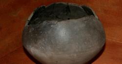 Bronze age urn