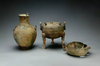 Bronze artifacts unearthed ancient chinese cemetery