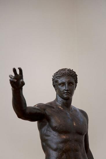 bronze-statue-of-a-youth-013.jpg