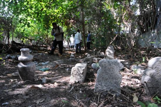 Chulia street cemetary 20140414 840 558 100