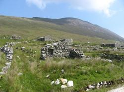 Fig 3 part of the deserted village on slievemore 0