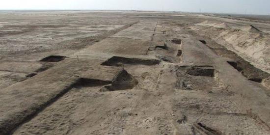 Foundation of the fortress discovered at tell haboa