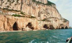 gibraltar-caves-01.jpg