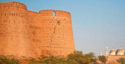 Govt issues rs 6m to restore derawar fort in cholistan 1438612953 6220