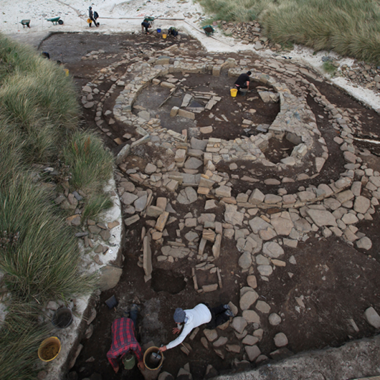 Low res prehistoric orkney archaelogical dig 2 jpg