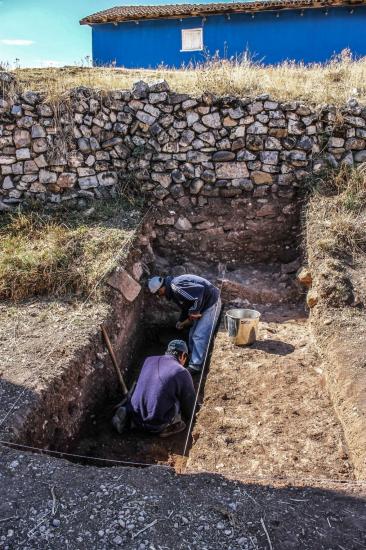 Peru state archaeologists digging near remains ushnu stone ceremonial platform found city