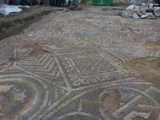 Plovdiv basilica mosaics 1