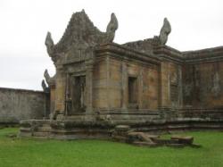 preah-vihear-temple-300x225.jpg