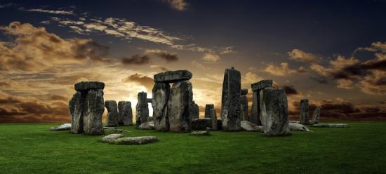 stonehenge-120216-1.jpg