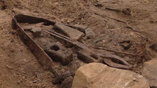 Viking blacksmiths grave 1024x576